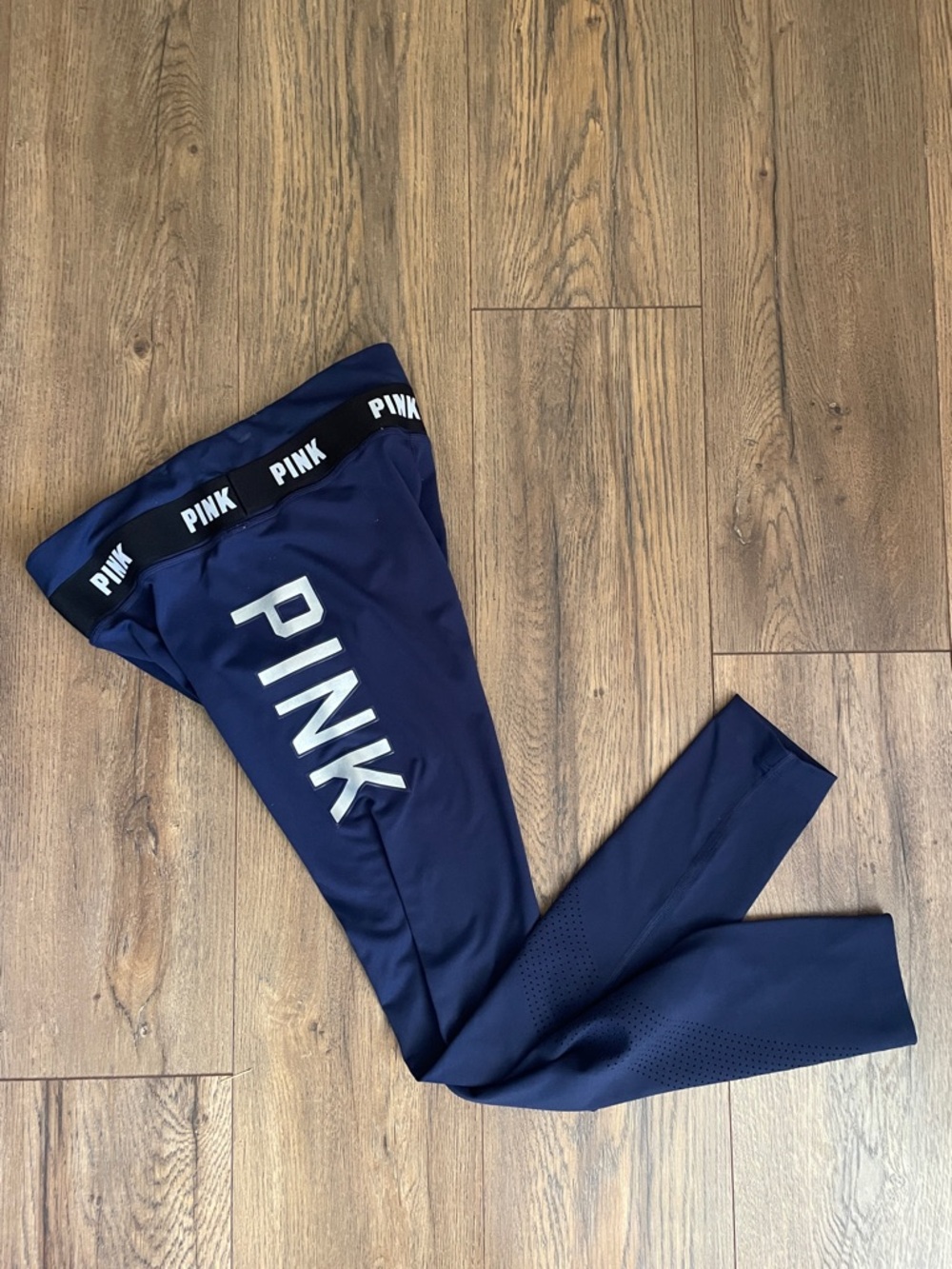 PINK Victoria's Secret Navy Logo Performance Leggings